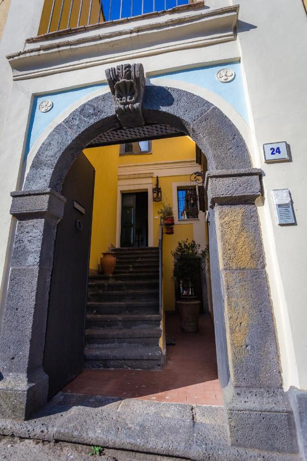 Palazzo Previtera Hotell Linguaglossa Exteriör bild